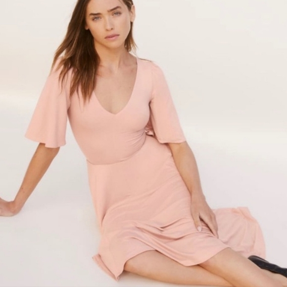 Reformation Gisella Midi Dress In Dust Pink - Picture 2 of 9